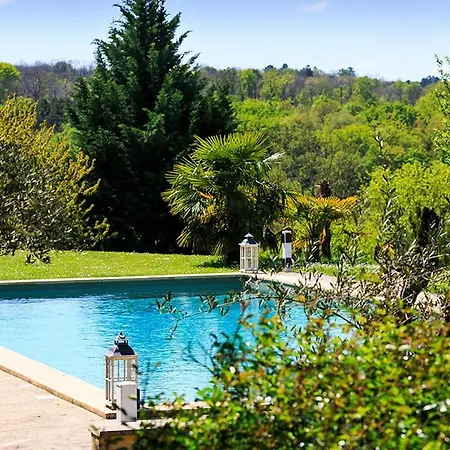 Villa Bouillac Sleeps 12 *